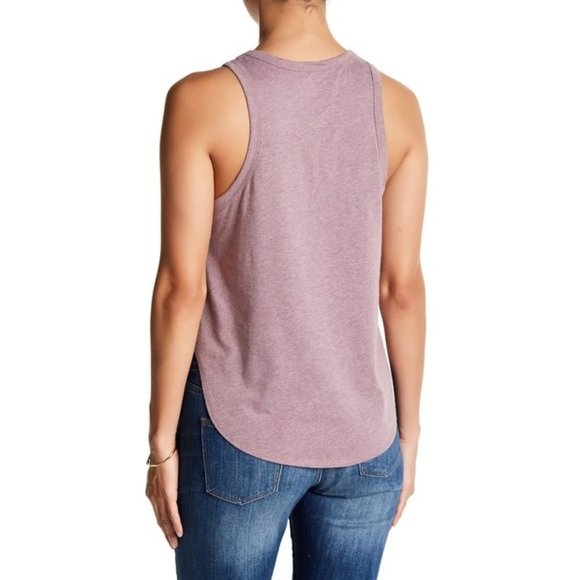 🛍️ Melrose and Market Curved Hem Tank - Picture 2 of 6